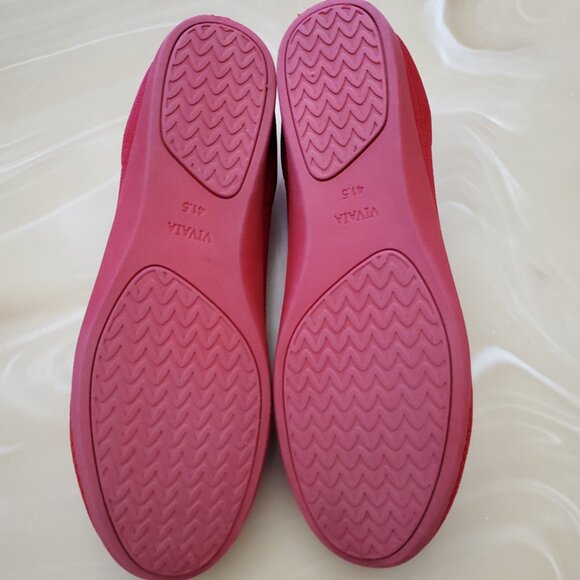 Vivaia Claire Walker Round-Toe Walking Flats in Ruby Red Size 41.5 - Picture 11 of 11